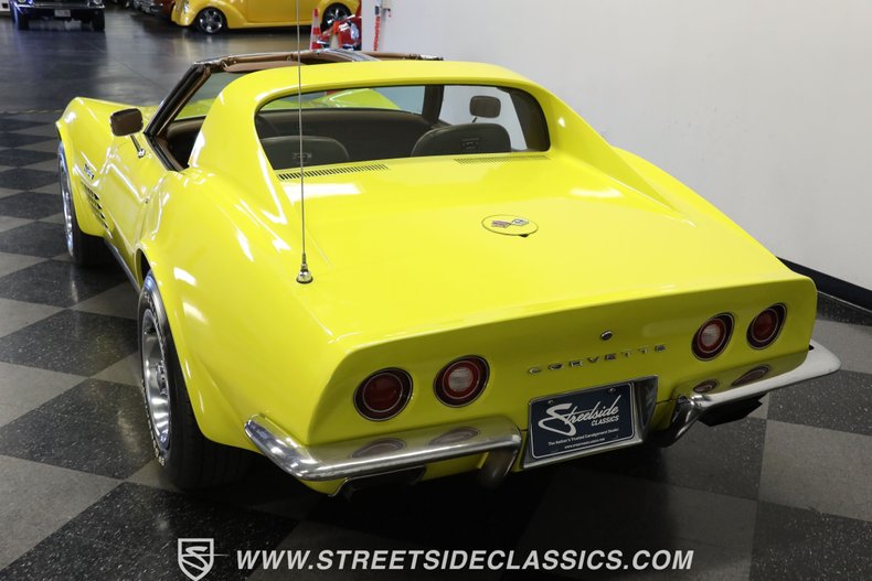 Unknown-Corvette-1972-Sunflower-Yellow-Saddle-10