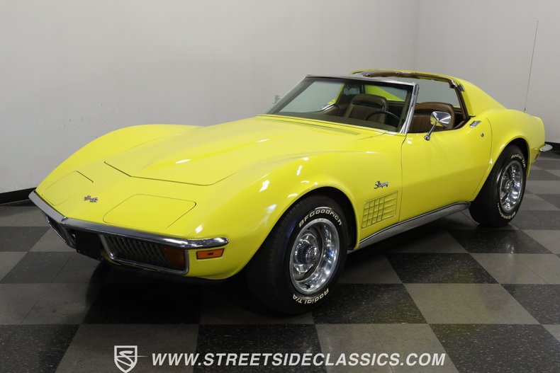 Unknown-Corvette-1972-Sunflower-Yellow-Saddle-18
