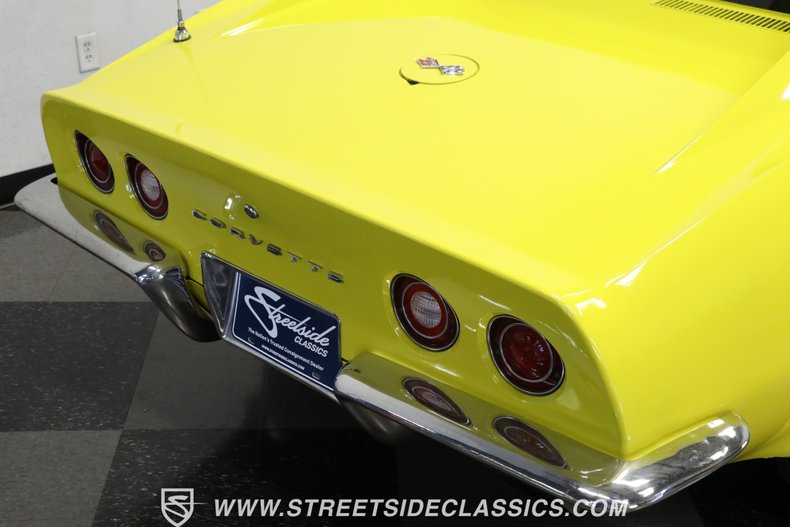 Unknown-Corvette-1972-Sunflower-Yellow-Saddle-24