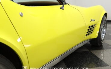 Unknown-Corvette-1972-Sunflower-Yellow-Saddle-26