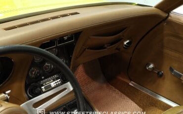 Unknown-Corvette-1972-Sunflower-Yellow-Saddle-36