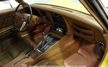 Unknown-Corvette-1972-Sunflower-Yellow-Saddle-42