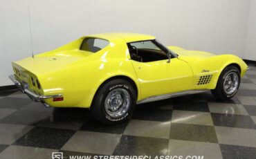 Unknown-Corvette-1972-Sunflower-Yellow-Saddle-47
