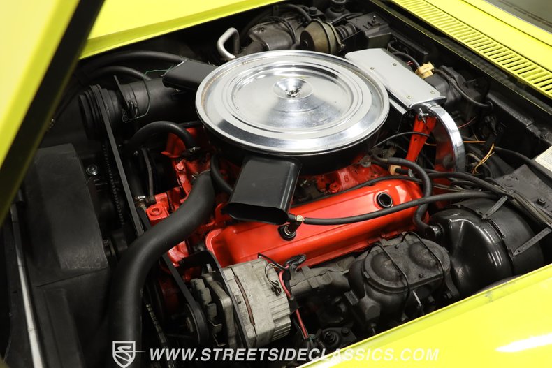 Unknown-Corvette-1972-Sunflower-Yellow-Saddle-5