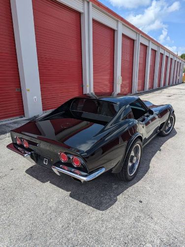 Unknown-Corvette-1973-Black-Black-Leather-7