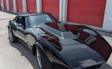 Unknown-Corvette-1973-Black-Black-Leather-9