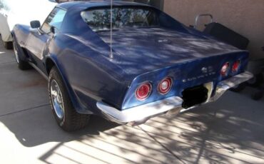 Unknown-Corvette-1973-Blue-23