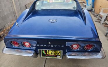Unknown-Corvette-1973-Blue-24