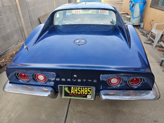 Unknown-Corvette-1973-Blue-24
