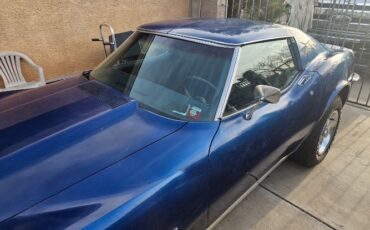 Unknown-Corvette-1973-Blue-26
