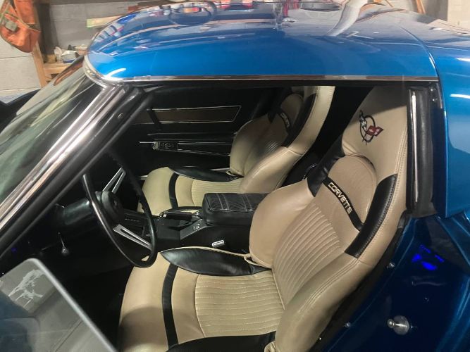 Unknown-Corvette-1973-Blue-3