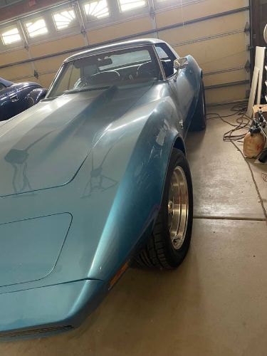 Unknown-Corvette-1973-Blue-Black-3
