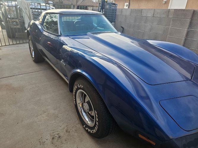 Unknown-Corvette-1973-Blue
