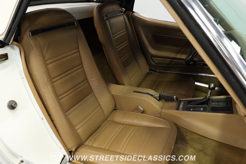 Unknown-Corvette-1973-Classic-White-Saddle-24