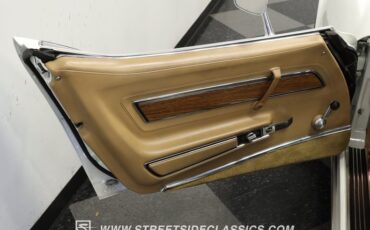 Unknown-Corvette-1973-Classic-White-Saddle-38
