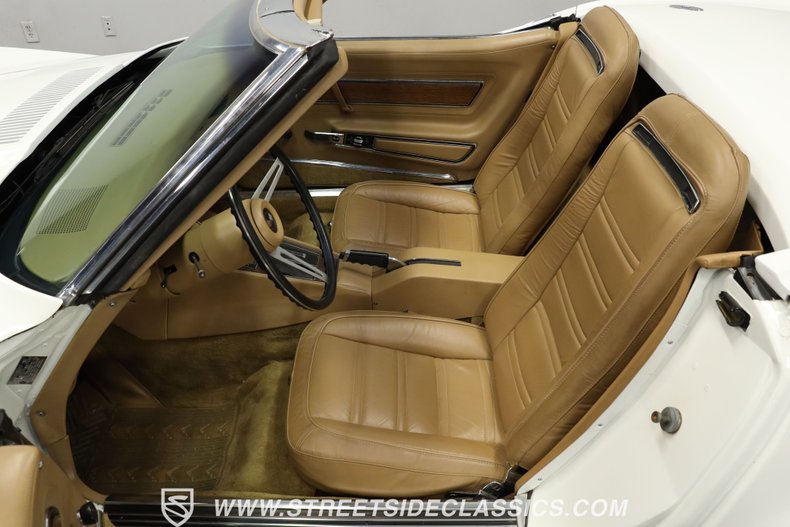 Unknown-Corvette-1973-Classic-White-Saddle-39