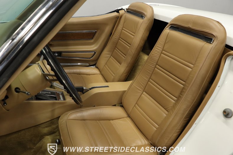 Unknown-Corvette-1973-Classic-White-Saddle-46