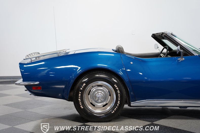 Unknown-Corvette-1973-Dark-Blue-Metallic-Black-27
