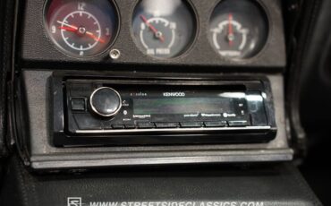 Unknown-Corvette-1973-Dark-Blue-Metallic-Black-41