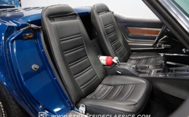 Unknown-Corvette-1973-Dark-Blue-Metallic-Black-45
