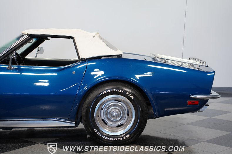 Unknown-Corvette-1973-Dark-Blue-Metallic-Black-9