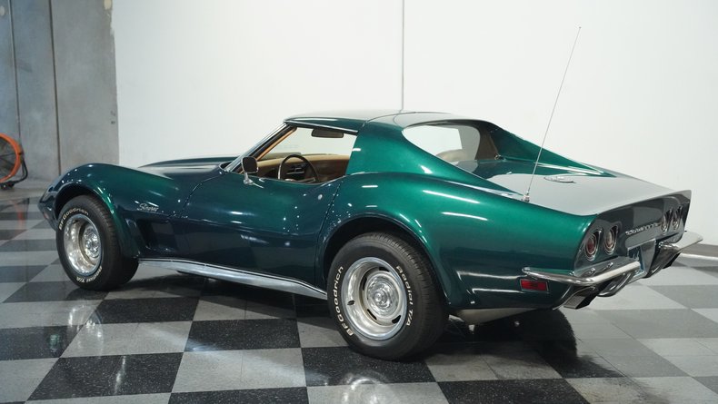 Unknown-Corvette-1973-Emerald-Green-Dark-Saddle-17