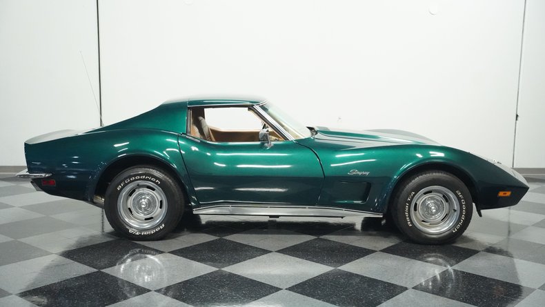 Unknown-Corvette-1973-Emerald-Green-Dark-Saddle-21