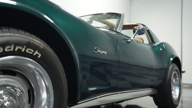 Unknown-Corvette-1973-Emerald-Green-Dark-Saddle-28