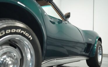 Unknown-Corvette-1973-Emerald-Green-Dark-Saddle-31