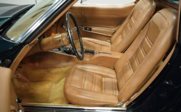Unknown-Corvette-1973-Emerald-Green-Dark-Saddle-39
