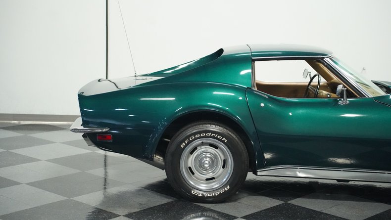 Unknown-Corvette-1973-Emerald-Green-Dark-Saddle-48