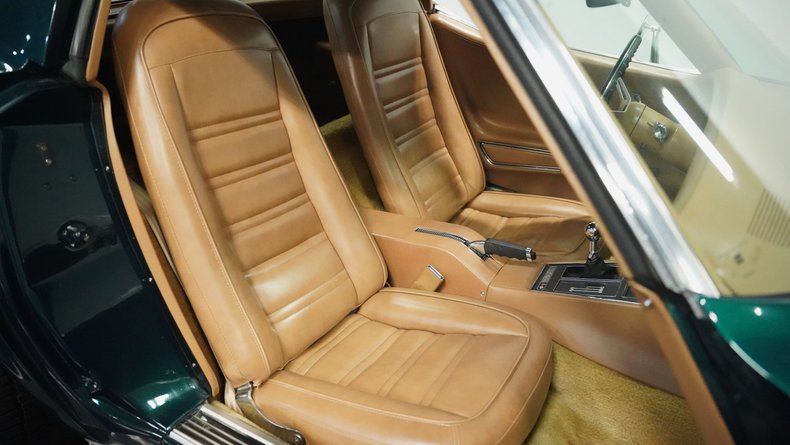 Unknown-Corvette-1973-Emerald-Green-Dark-Saddle-5