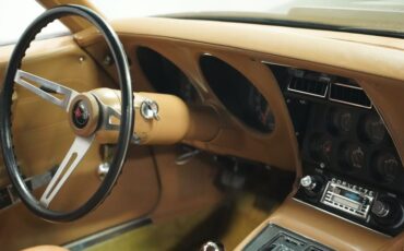 Unknown-Corvette-1973-Emerald-Green-Dark-Saddle-6