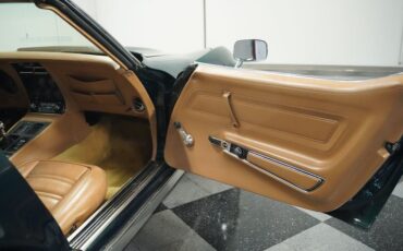 Unknown-Corvette-1973-Emerald-Green-Dark-Saddle-9