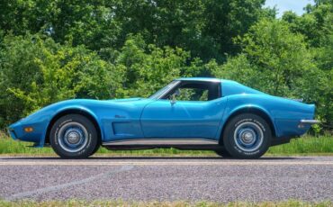 Unknown-Corvette-1973-Medium-Bright-Blue-e-Blue-vinyl-interior-16
