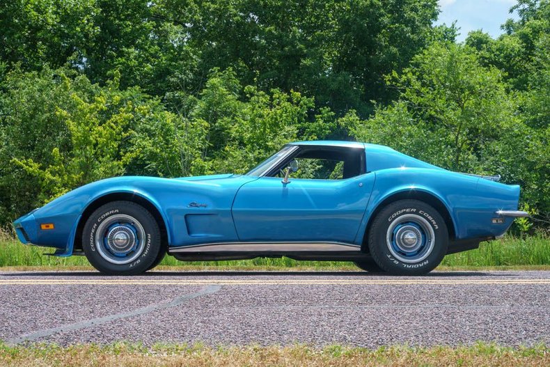 Unknown-Corvette-1973-Medium-Bright-Blue-e-Blue-vinyl-interior-16