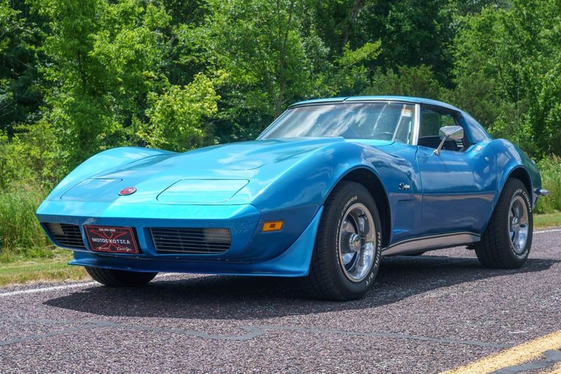 Unknown-Corvette-1973-Medium-Bright-Blue-e-Blue-vinyl-interior-17