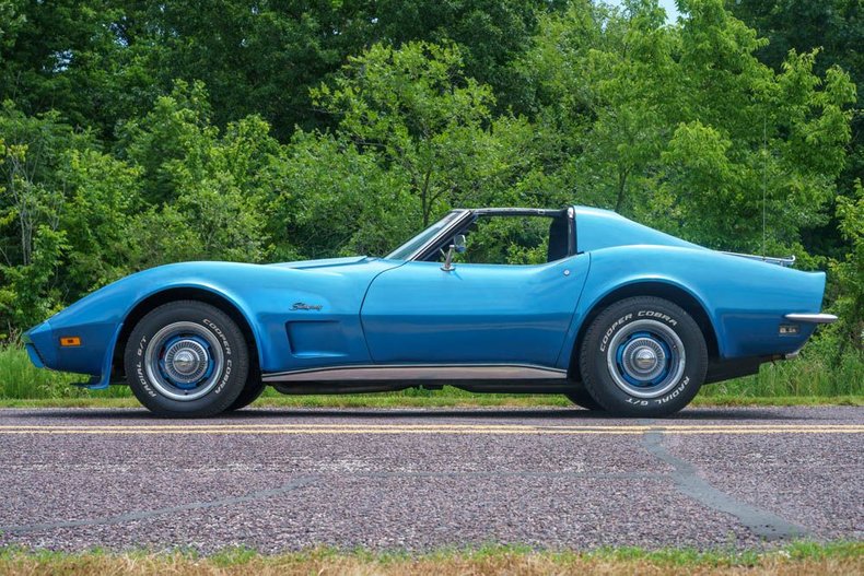 Unknown-Corvette-1973-Medium-Bright-Blue-e-Blue-vinyl-interior-19