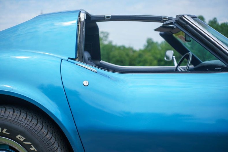 Unknown-Corvette-1973-Medium-Bright-Blue-e-Blue-vinyl-interior-23