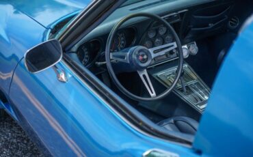 Unknown-Corvette-1973-Medium-Bright-Blue-e-Blue-vinyl-interior-27