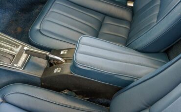 Unknown-Corvette-1973-Medium-Bright-Blue-e-Blue-vinyl-interior-31