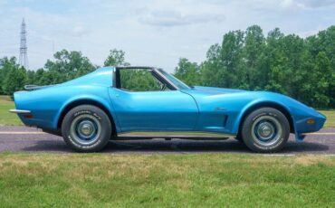 Unknown-Corvette-1973-Medium-Bright-Blue-e-Blue-vinyl-interior-39