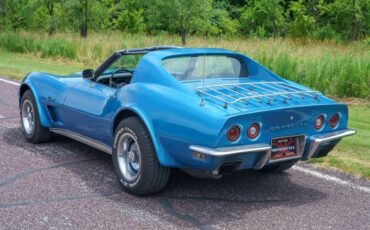 Unknown-Corvette-1973-Medium-Bright-Blue-e-Blue-vinyl-interior-42