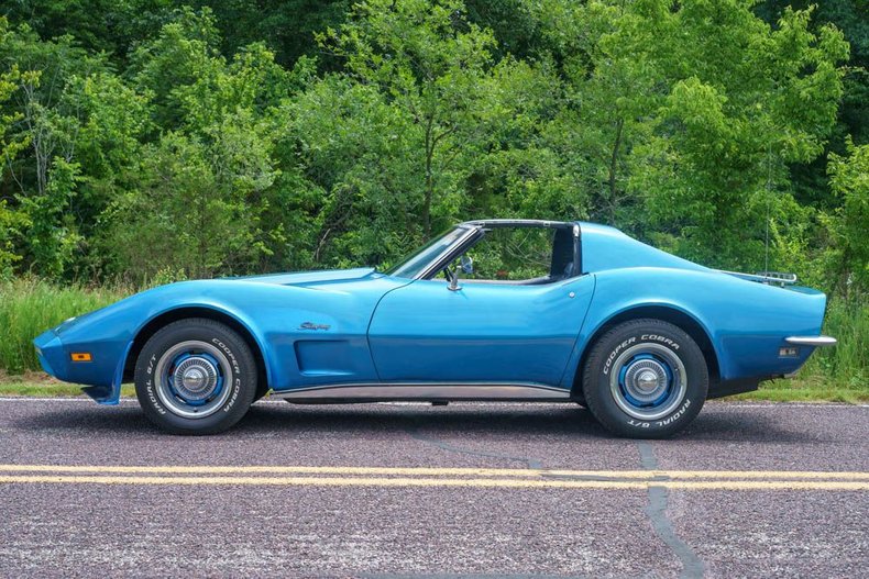 Unknown-Corvette-1973-Medium-Bright-Blue-e-Blue-vinyl-interior-43