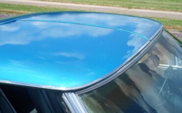 Unknown-Corvette-1973-Medium-Bright-Blue-e-Blue-vinyl-interior-5