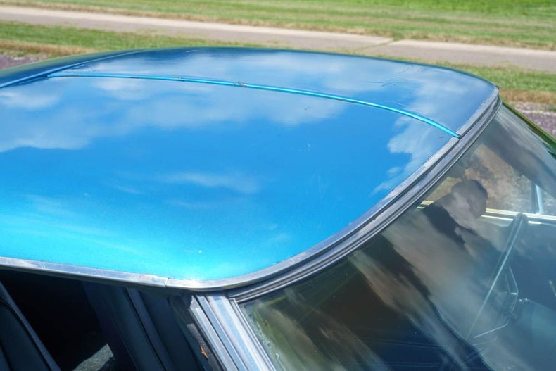 Unknown-Corvette-1973-Medium-Bright-Blue-e-Blue-vinyl-interior-5