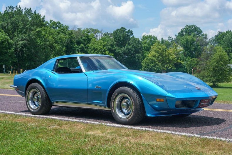Unknown-Corvette-1973-Medium-Bright-Blue-e-Blue-vinyl-interior-7