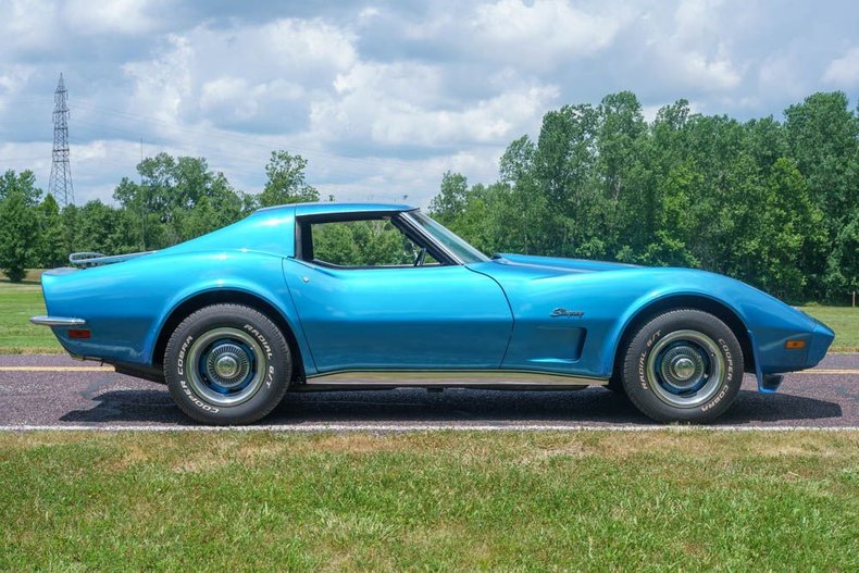 Unknown-Corvette-1973-Medium-Bright-Blue-e-Blue-vinyl-interior-8