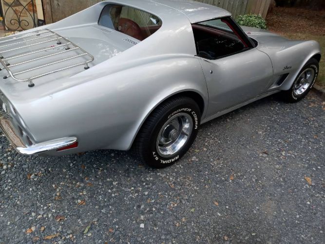 Unknown-Corvette-1973-Platinum-Gray-Dark-Red-22