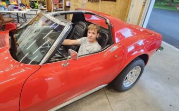 Unknown-Corvette-1973-Red-2